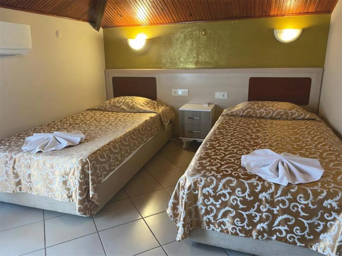 Arya Otel Marmaris